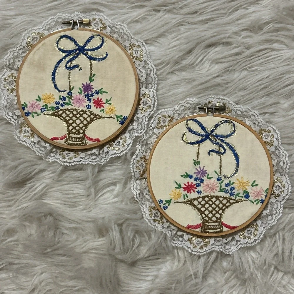 Set Of 2 Needlepoint Framed Stitched Lace Floral Baskets Bows Grannycore Vintage